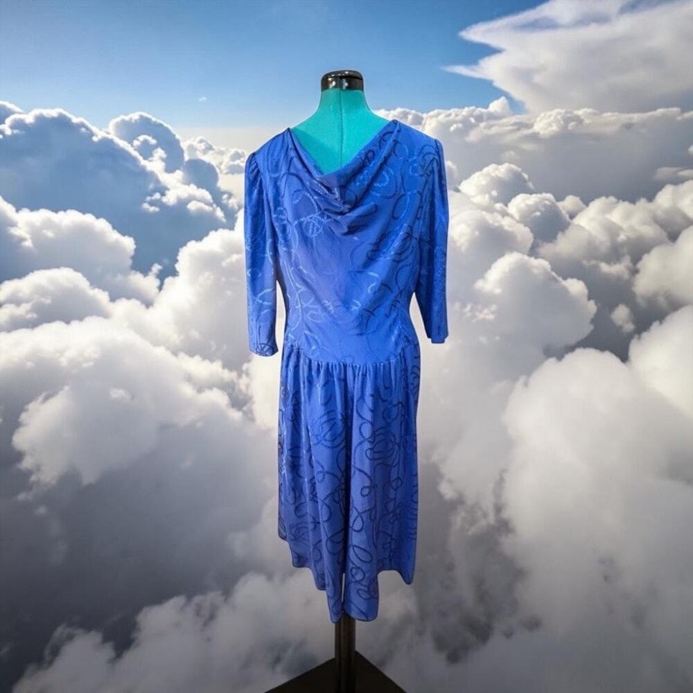 1980s Pauline Trigère Cobalt Silk Jacquard Dress 44” Bust Power Shoulders USA - Picture 10 of 10